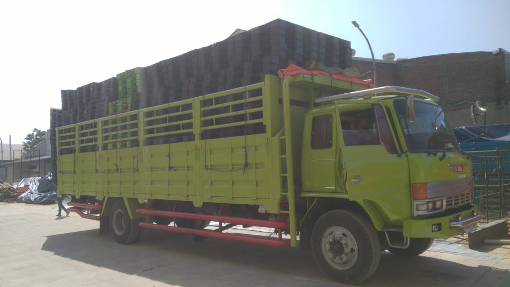 Pallet plastik batam